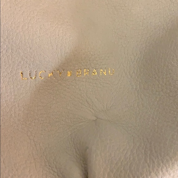 Lucky brand purse - Picture 3 of 8